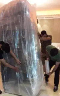 اتوبارباربری حمل بارکامیون کارگربسته‌بندی ظریف