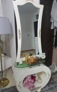 آینه با میز