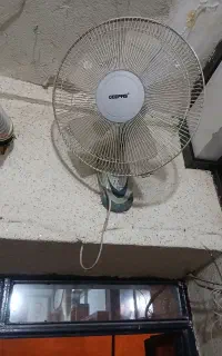 پنکه دیواری
