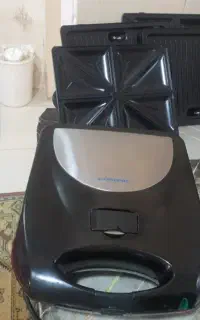 ساندویچ ساز و گریل دو کاره برند گوسونیگ ۶۰۷ نو
