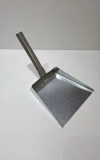 خاک انداز گالوانیزه