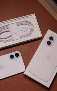 iPhone 16 normal