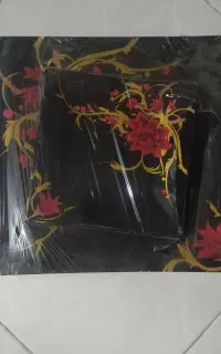 میوه خوری و ۶ عدد پیش دستی