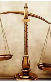 وکیل دادگستــری