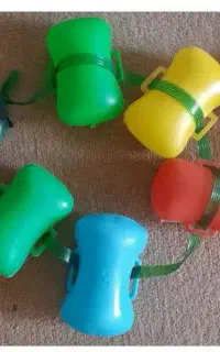 کمربند شنا مدل قمقمه ای