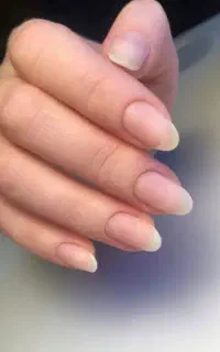 آموزش حرفه ای خدمات ناخن