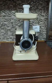 چرخ گوشت وآب میوه گیری سه کاره پارس خزر