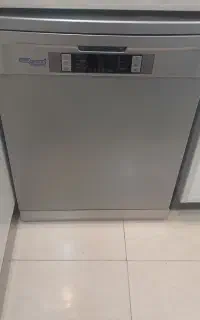 ماشین ظرفشویی استفاده نشده و کاملا نو