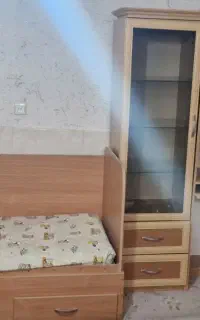 تخت و کمد سیسمونی بسیار تمیز