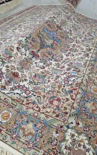 در ایام عید همراه شما هستیم