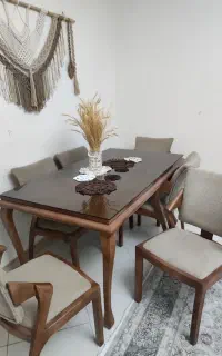 میز غذاخوری 6نفره در حد نو