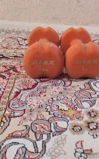 دمبل ۳ کیلویی