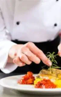 اشپزی ونظافت منزل