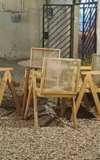 میز و صندلی چوبی