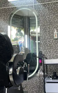 آرایشگر مشتری دار