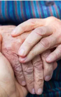 استخدام پرستار سالمند روزانه