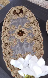 رومیزی کار شده ملیله دوزی و سنگ دوزی شیک و مجلسی
