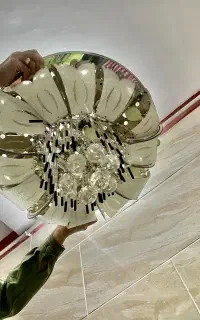 چند عدد لوستر و شلف