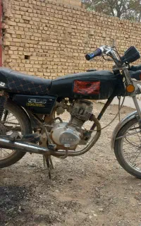 هندا ۱۲۵ لیفان
