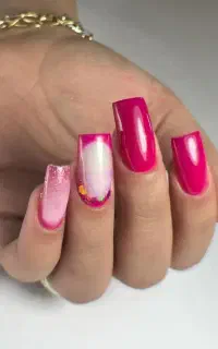 تخفیفات خدمات تخصصی ناخن همراه آموزش