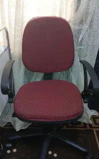 صندلی چرخدار و جک دار