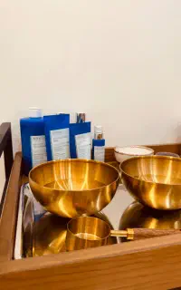 اجاره تخت مژه و میز ناخن وفیشال