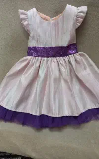 پیراهن دخترانه