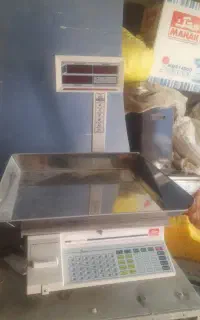 ترازو دیجیتال محک