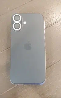 ایفون 16 نرمال باتری 100