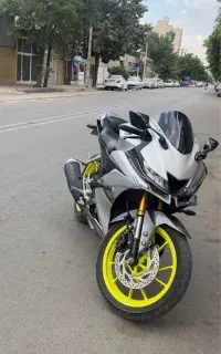 یاماها r15