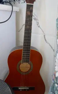 گیتار گونزالس