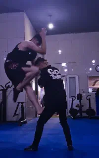 اموزش رزمی کیک بوکسینگ و موی تای