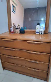 سویس میز آرایش همراه با آینه