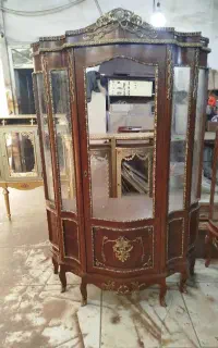 خدمات شیشه واینه