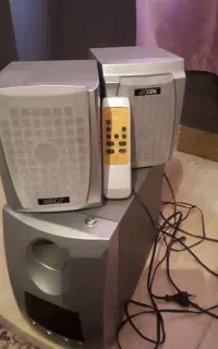 بلند تو و پخش کامپیوتر اسپیکر