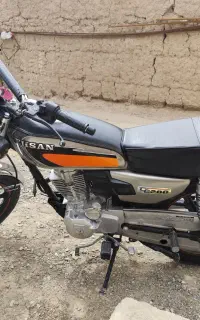 موتور سیکلت ۲۰۰احسان