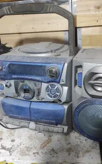 رادیو و ظبط دو قلو سی دی خور دو بانده