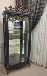 ویترین بزرگ قهوه های