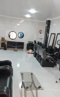 آموزشگاه و سالن زیبایی زهرا سواری