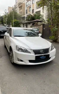 لکسوس is 300 فنی درجه ۱