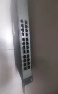 سویئچ شبکه ۲۴ پورت
