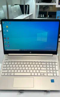 لپ‌تاپ HP 15DY تمیز