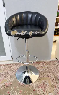 صندلی اپن و بار با پایه و جک سالم ، ۳ میلیون تومان