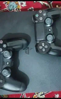 ps4 دو دسته+انچارتد۴