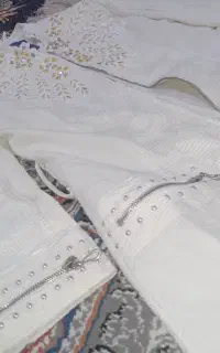 مانتوی سفید مجلسی کارشده