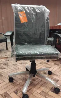 صندلی چرخدار اداری مدل کرکره‌ای دسته ثابت