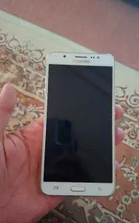 j7 2016