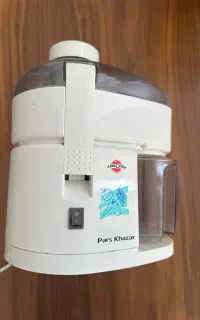 آبمیوه گیری فوق العاده 700pپارس خزر