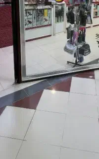 فروشنده