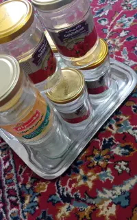 شیشه های رب و ترشی دونه ای  ۳۰ تومان